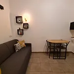 Cosy Studio Renove Au Coeur D\'Ajaccio !